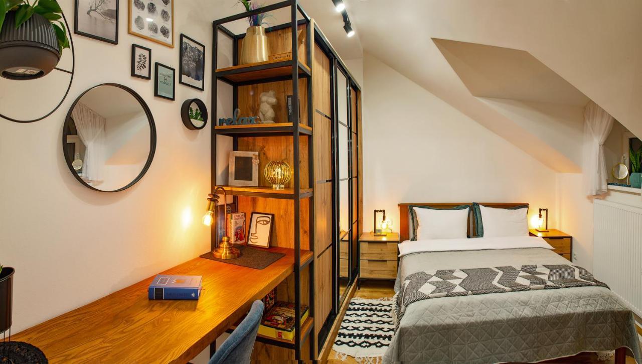 Old Town Loft Apartments Kamjanets-Podilskyi Eksteriør billede